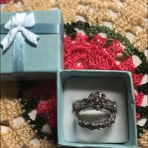 Sterling silver engagement ring set 💙
